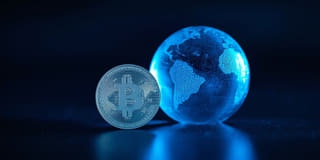 Las criptomonedas se están integrando en el sistema financiero tradicional global